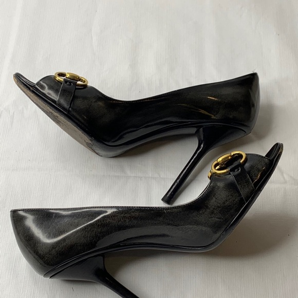 Gucci patent distressed horsebit peep toe pumps 9 - Picture 4 of 9